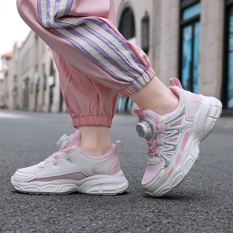 2025 autumn new mesh breathable girls' shoes rotating button children's sports shoes soft sole non-slip casual classmates