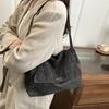 Große Kapazität Denim Umhängetasche für Damen Frühling Modisch und Vielseitig Schultertasche Leichte Einkaufs- und Pendeltasche