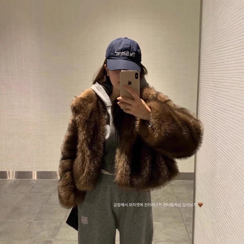 Autumn and winter new imitation fur jacket women's short stand-up collar dyed pointed fox fur jacket environmentally friendly fur top