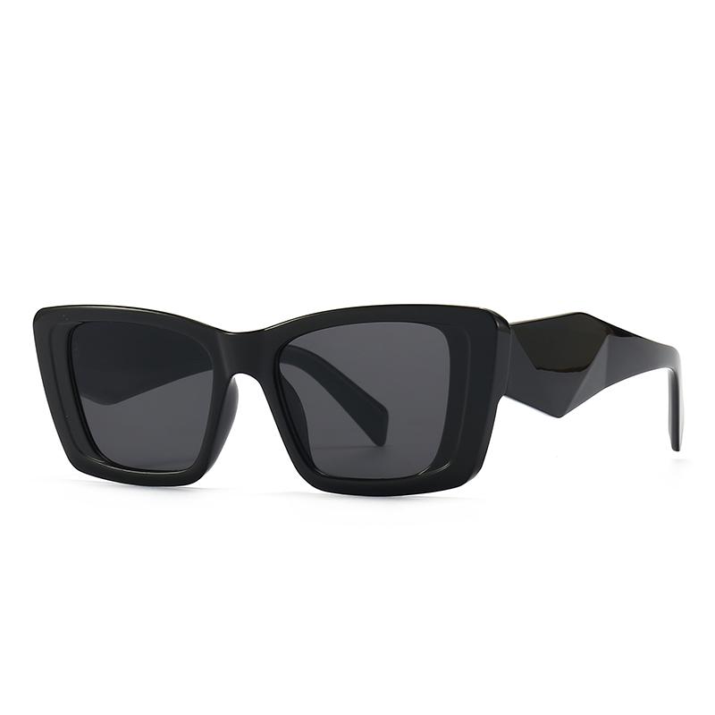 New European American Fashion Small Frame Sunglasses Women Trendy Stylish UV Protection Lightweight