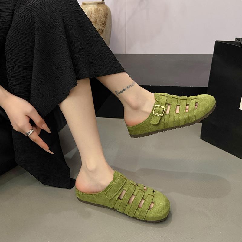 Baotou half slippers women's summer outer wear 2025 new retro woven hollow breathable comfortable flat bottom lazy sandals