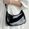 Niche design underarm bag women's new fashion versatile crescent bag messenger bag simple commuter shoulder bag