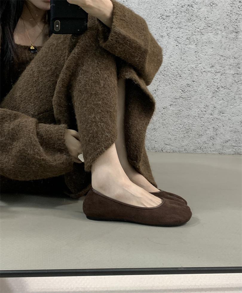 Gentle new shoes are divided into pig's trotters, grandma's pedals, flat-soled shallow mouth, Korean version of soft-soled single shoes, advanced Mary