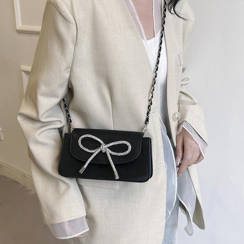 Korean Style Fashionable Bow Chain Shoulder Bag for Women In Spring and Summer New Niche Design Crossbody Small Square Bag for Women