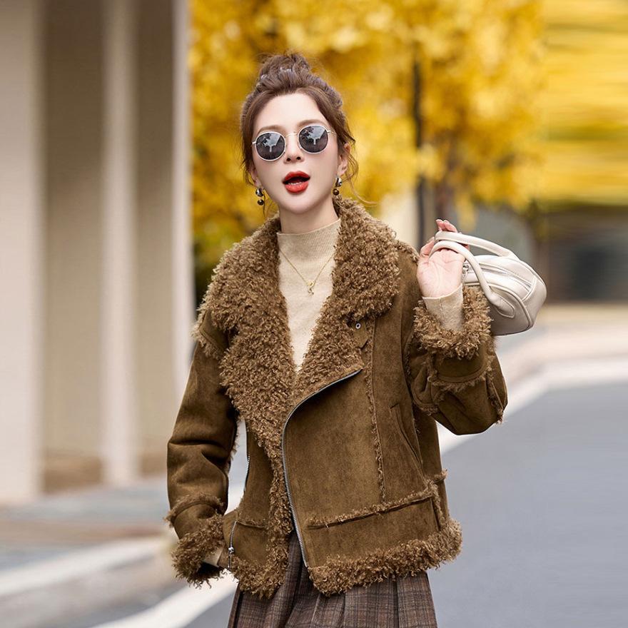Retro Fur Integrated Imitation Lamb Wool Locomotive Clothing Women's Winter New Thickened Short Coat