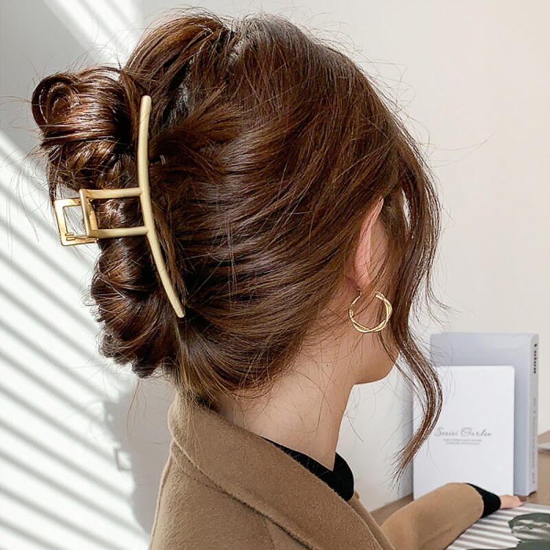 Metal Gold Line Hair Clip 4P SET