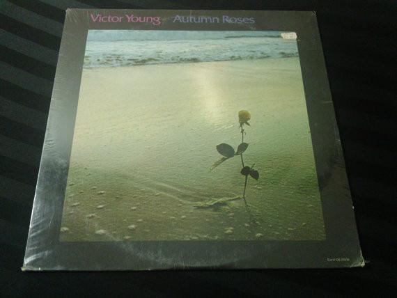 

Виниловая пластинка ВИКТОР ЯНГ - Осенние розы CB20036 MCA 1973 США Поп Б/У