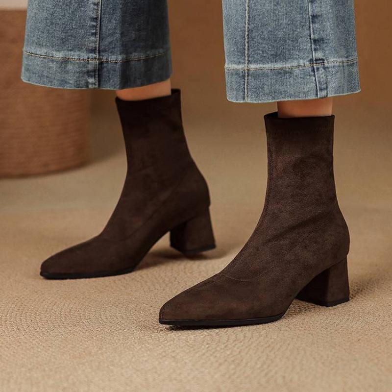 Autumn and winter rubber sole pointed women's fashion boots solid color suede large size women's boots medium heel sleeve square heel fashion boots
