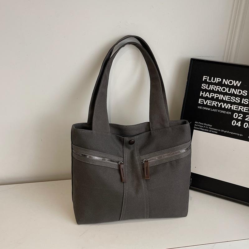 Simple casual commuting, foreign style single shoulder armpit big bag 2025 autumn new fashionable and fashionable large-capacity tote bag