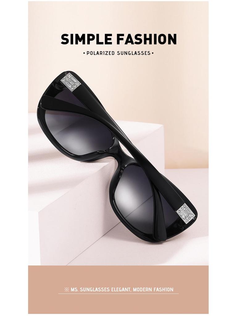 Women's Trendy Polarized Small Frame UV Protection Photochromic Sunglasses 3015