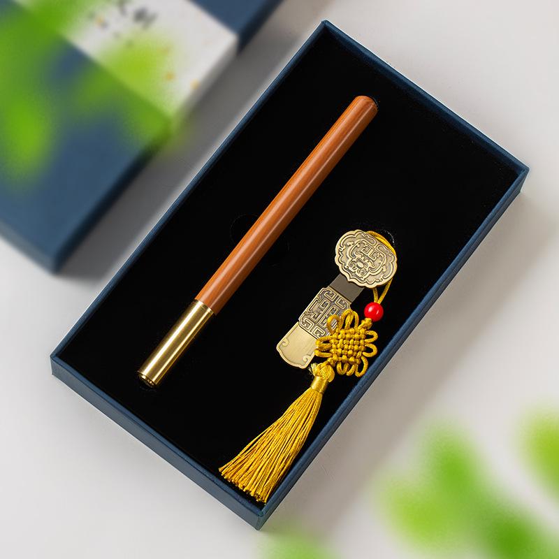 Elegant Wooden Gift Set: Bookmark, USB, and Signature Pen