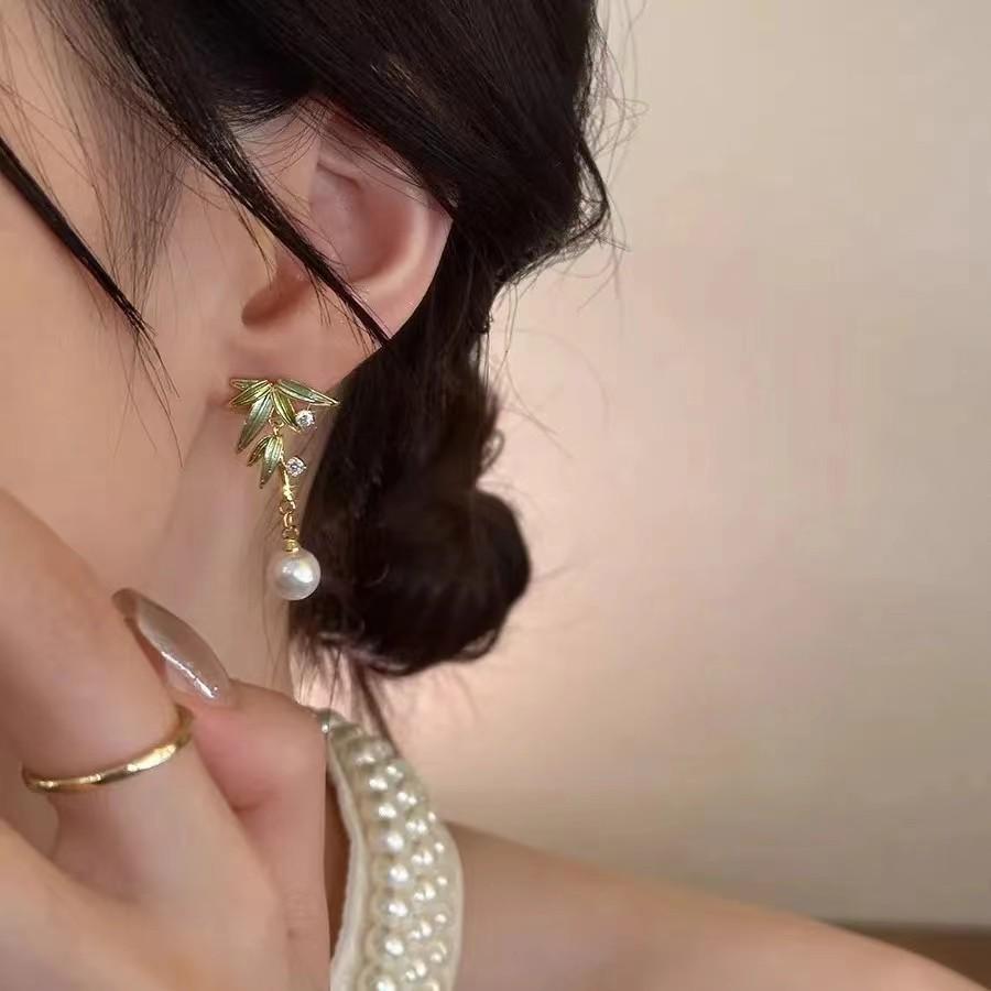 2024 Bamboo Leaf Pearl Stud Earrings: High-End, Niche Design, Chinese Style Luxurious Earrings for Women