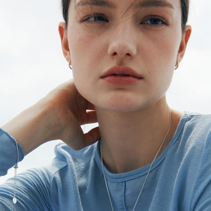 VERTE Basic Earring  2 Size    Deux.silver.131