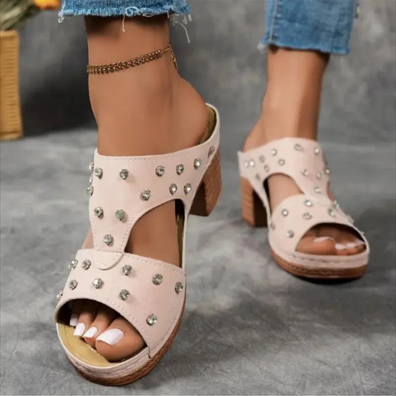 Fashion Plus Size 2025 Rome Summer Round Toe Women's Slipper Hot Sale Outdoor Office Sandals Women with Crystal Chunky Heels Slippers
