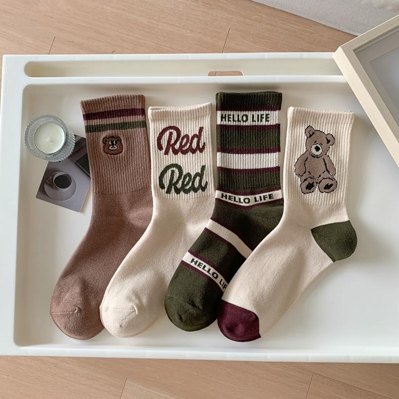 Ladies Spring and Autumn Trend Casual Cartoon Bear Preppy Sports Tube Socks