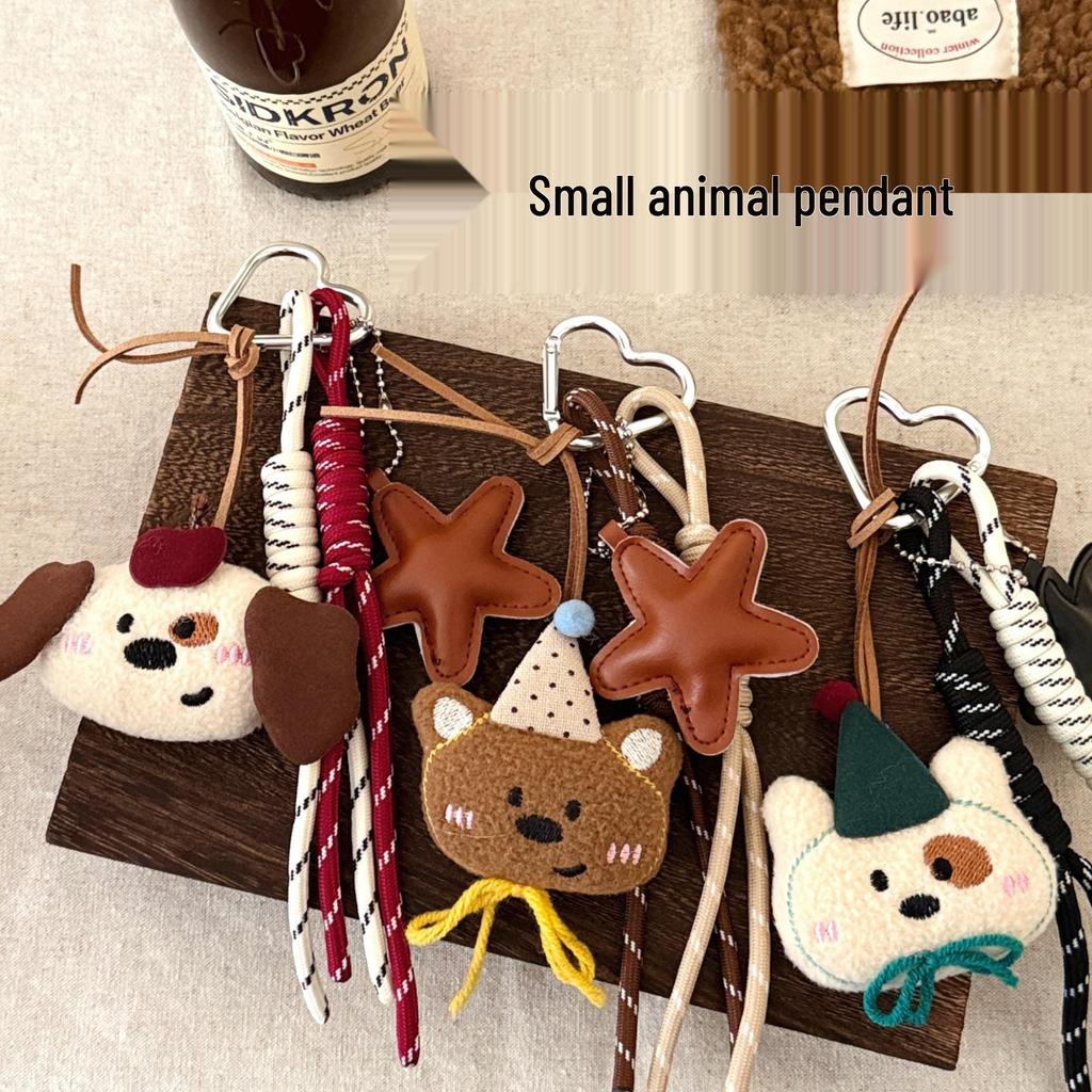 Retro Cartoon Rag Doll Pendant: Autumn & Winter Backpack Keychain Ornament