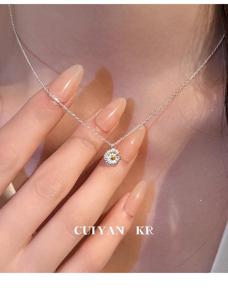 Cui Yan S925 Sterling Silver Daisy Necklace - Korean Summer Forest Style Women's Choker Jewelry