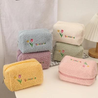 Cute Tulips Flower Cosmetic Bags Portable Soft Plush Toiletry Lipstick Jewelry Storage Pouch Student Color Large Pencil Case
