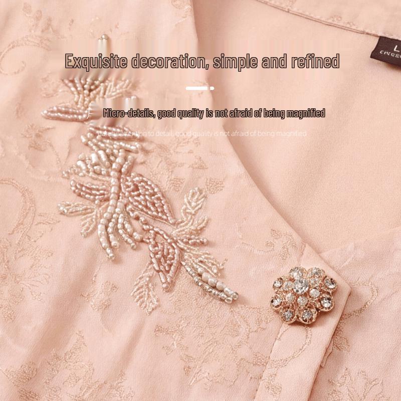 Datang Furen Women's New Chinese Style V-Neck Embroidered Blouse