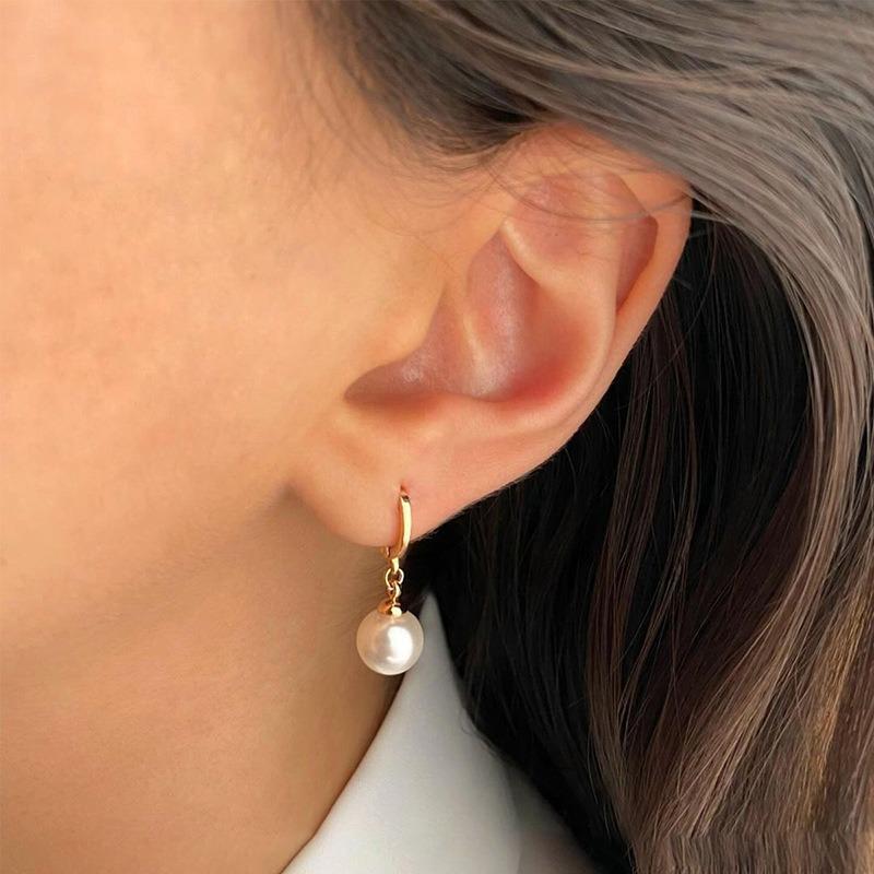 Pearl earrings necklace jewelry fashion pendant alloy light luxury niche high-end sweater chain