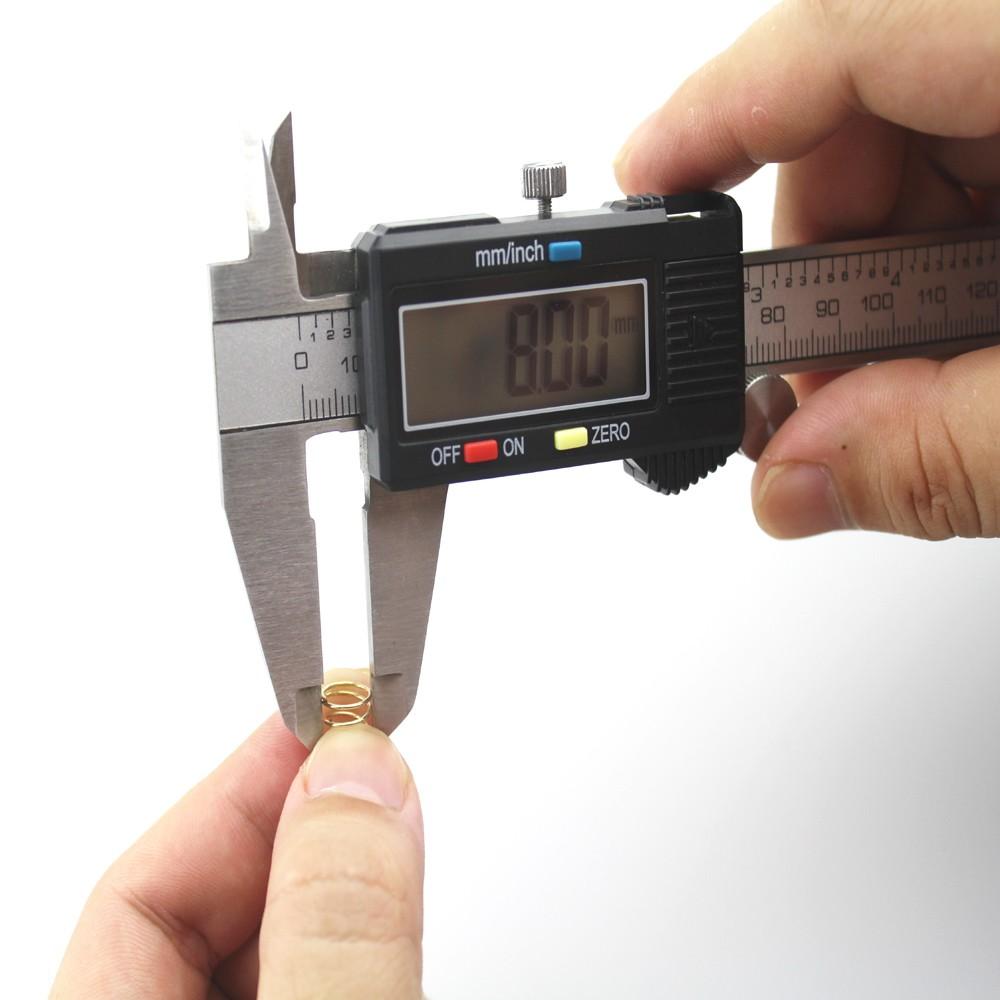 9mm x 8mm Vergoldte Kleine Feder für Taschenlampe Verpackt zu 100 Stück