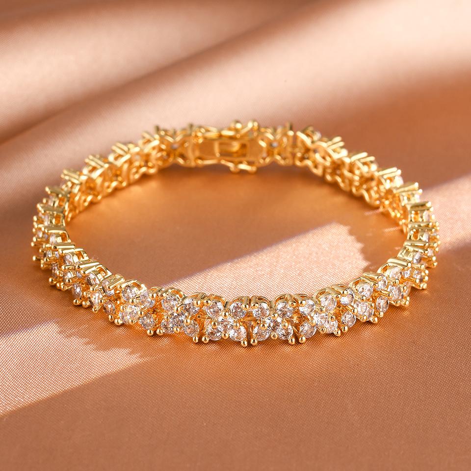 ZAKOL Luxury Buling Four-leaf Flower Shiny Zircon Tennis Bracelet for Women New Trendy Wedding Party Zircon Accessories