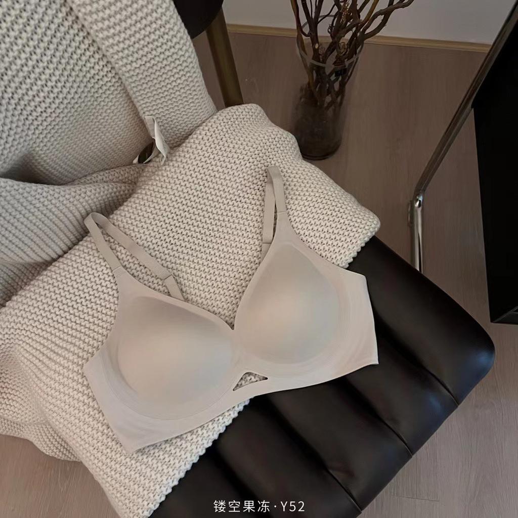 Thin hollow jelly soft support fixed cup underwear women's seamless lift small breasts gather and close the double breasts beautiful back bra