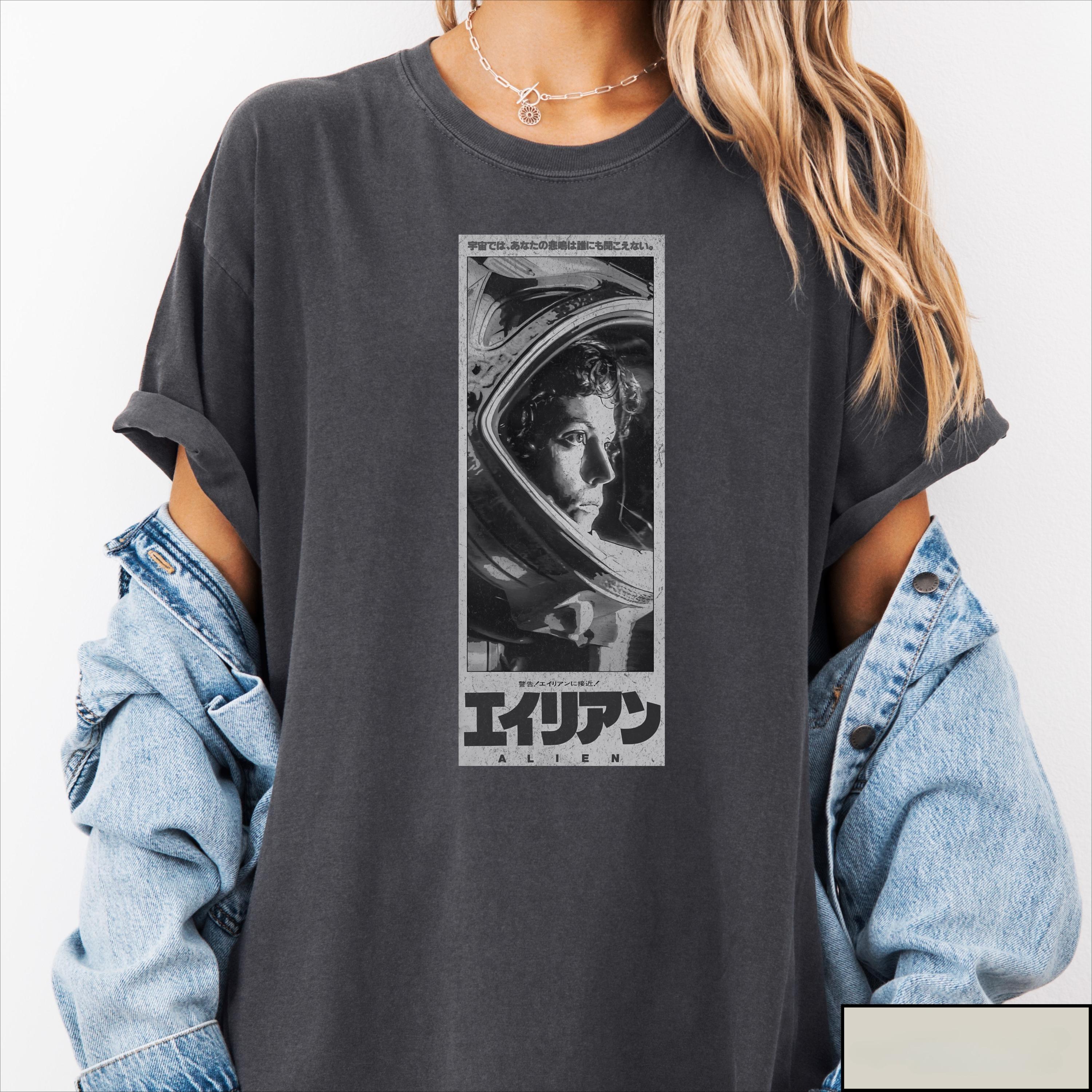

Vintage 1979 Alien Movie TShirt Sweatshirt Japanese SciFi Comfort Colors Tee Short Sleeve Shirt Unisex Unisex Women AllSeason 4XL