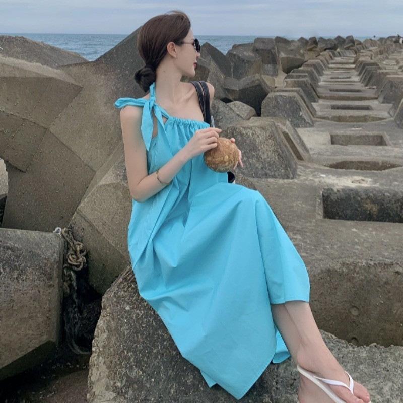 Sanya travel wear photo beach dress women small seaside vacation super fairy slanted shoulder suspender dress