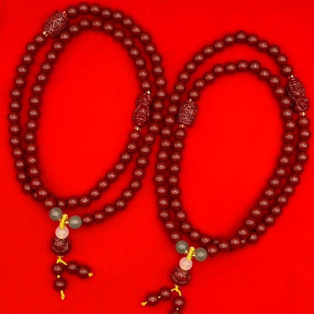 Bracciale di alta gamma a più giri con Pixiu color cinabro e perline buddiste