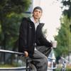 Li-Ning Wasserabweisende Kapuzen-Strickjacke mit Buchstabenaufdruck für Outdoor-Radfahren, Klettern, Windbreaker, Unisex-Oberbekleidung, Schwarz AFDU945-6