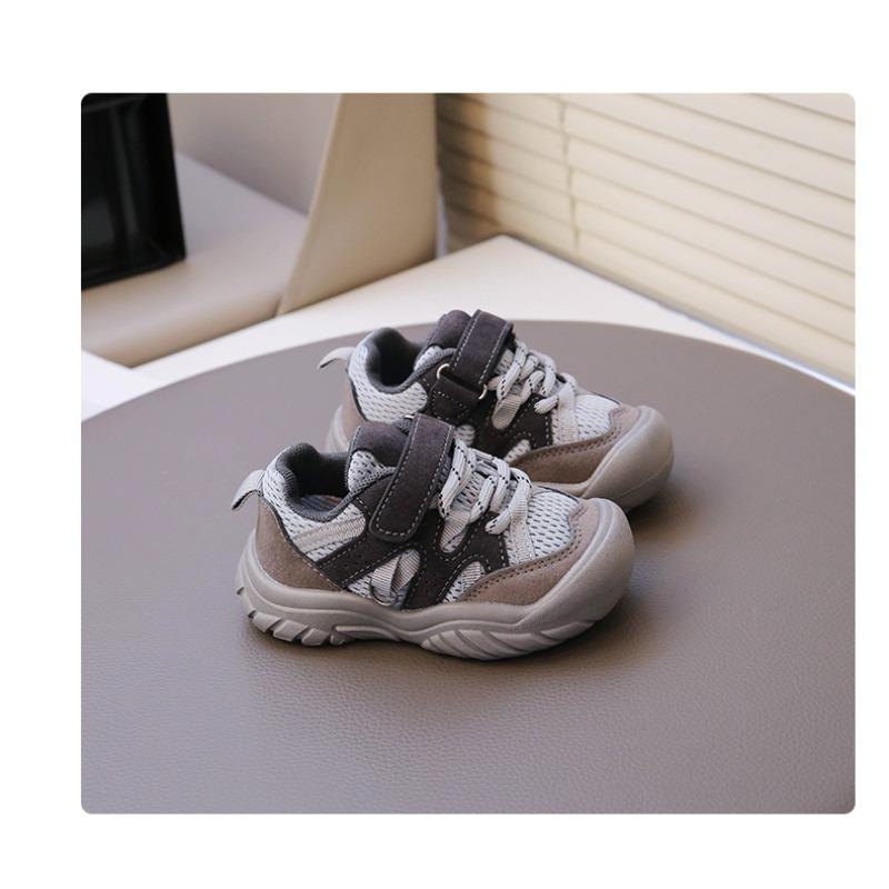 Children's sports shoes spring and autumn new boys anti-kick shoes breathable mesh girls non-slip and wear-resistant running shoes