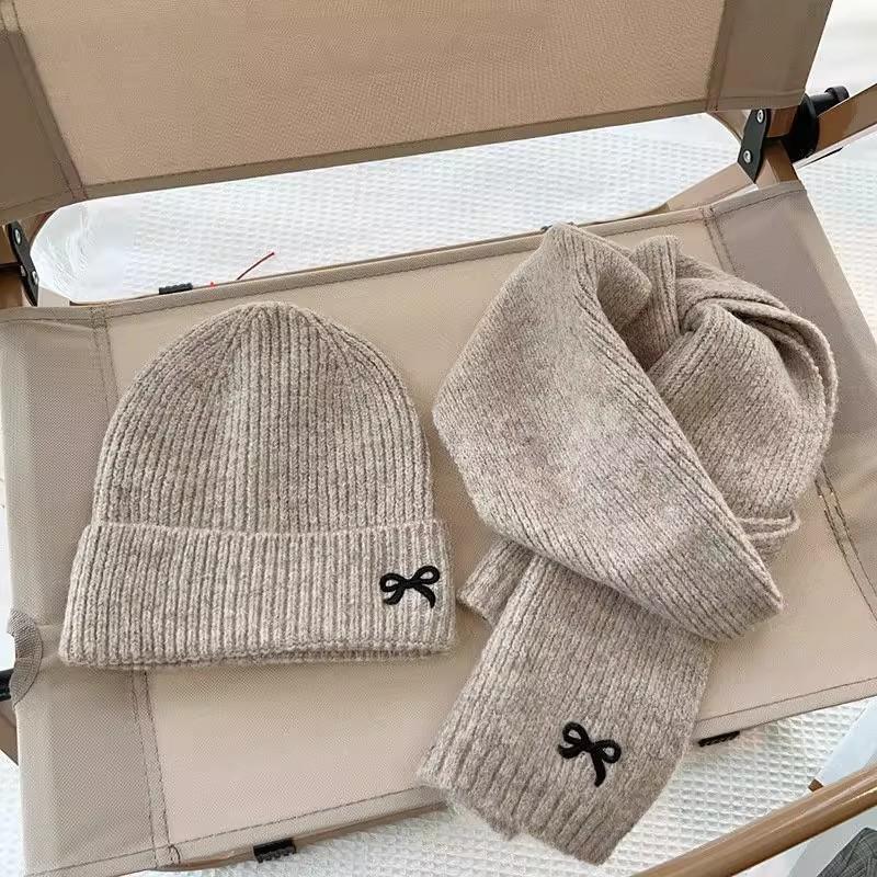 Winter Knit Hat With Bow Embroidery For Fashionable Outdoor Warmth