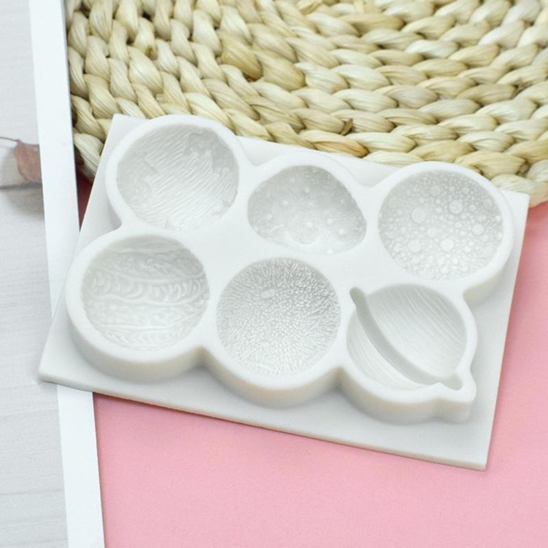 24TE Silicone Chocolate Moulds Baking Gadgets Planets Shaped for Cake Decorating CN