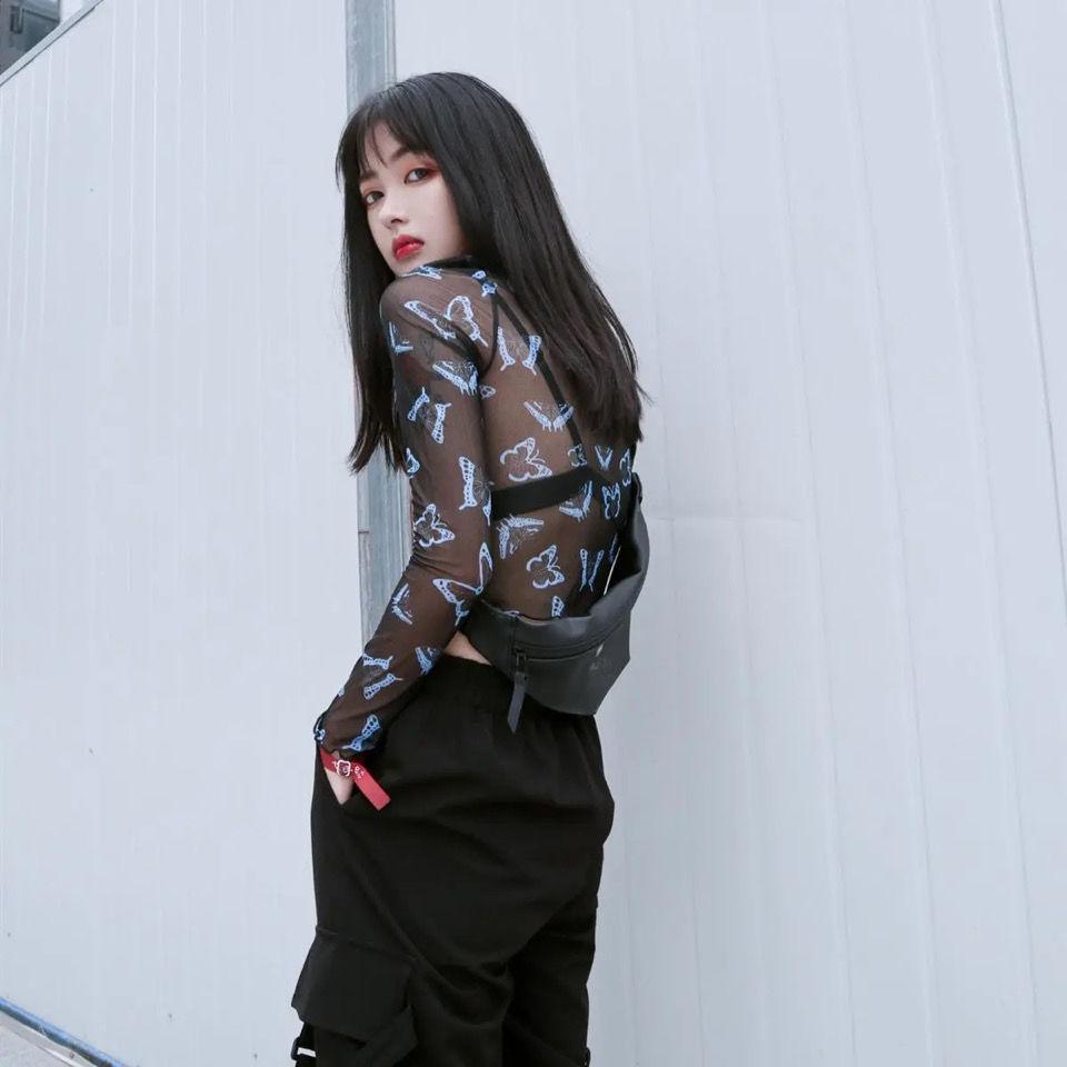 Schmetterlingsperspektive Halbhochhals-Netzunterhemd Damen-Innenschicht mit Sommer-Sonnenschutz Chiffon-Shirt Dünn