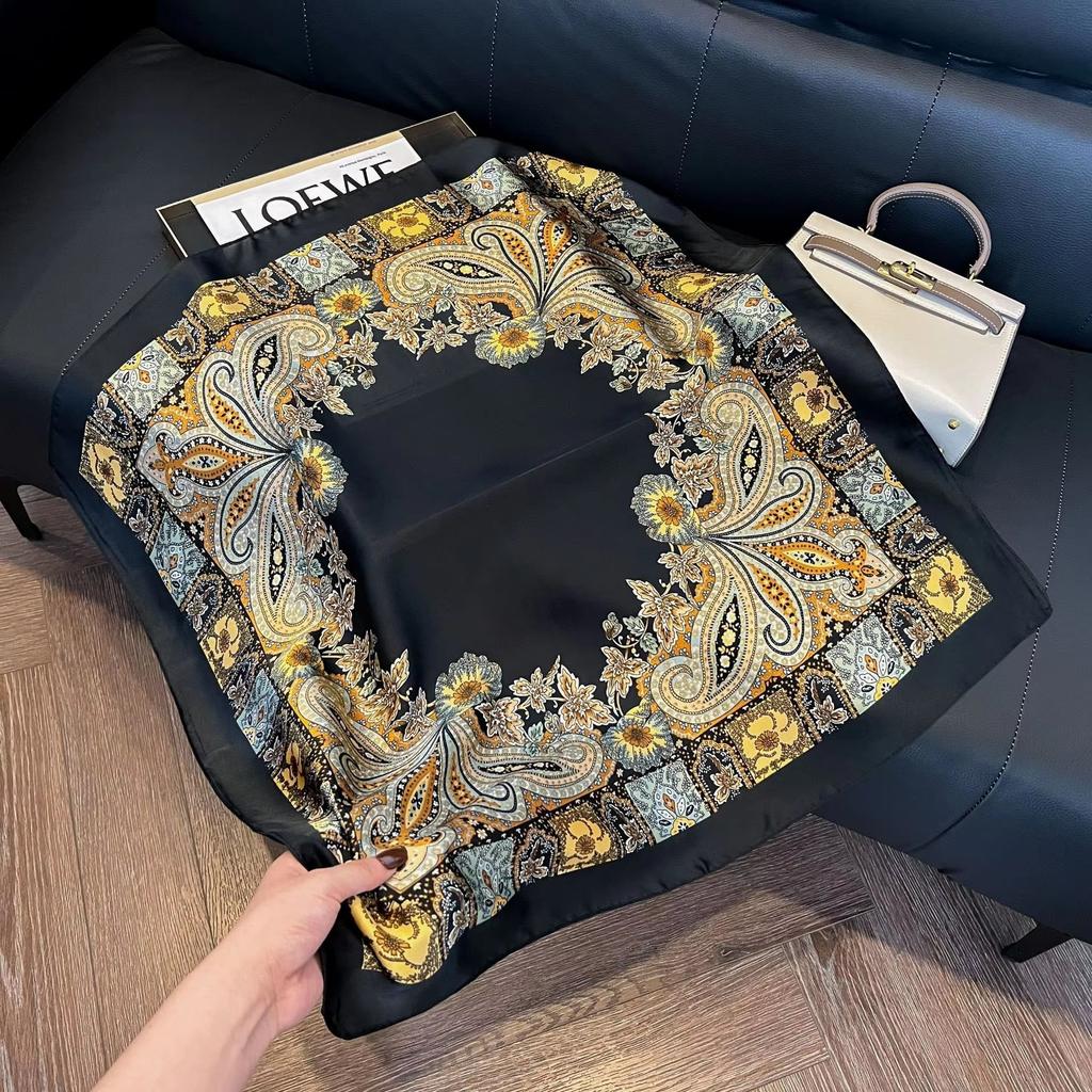 New Luxury Cashew-printed Silk Scarf Women Elegant and Versatile Satin Headwear Bag Clothing and Accessories 70cm Square Scarf