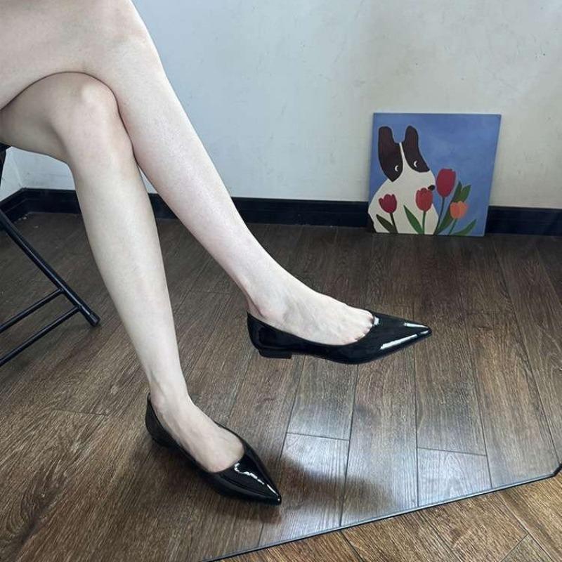 

Осень новые простые остроносые нюдовые балетки женские мягкие на плоской подошве с вырезом лодочкой универсальные для работы одинарные туфли женские 40 чёрный