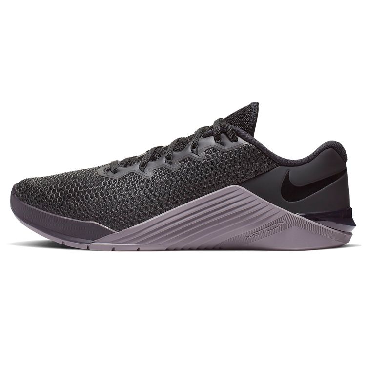 

Кроссовки унисекс Nike Metcon 5 Gunsmoke черные AQ1189-001