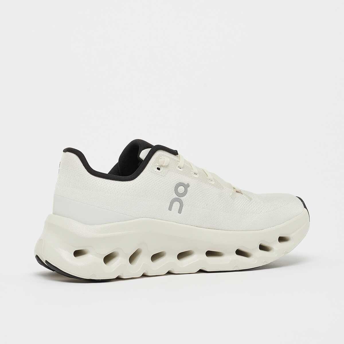 

Кроссовки On Cloudtilt Women (3WE10052531) pearl/ice 38