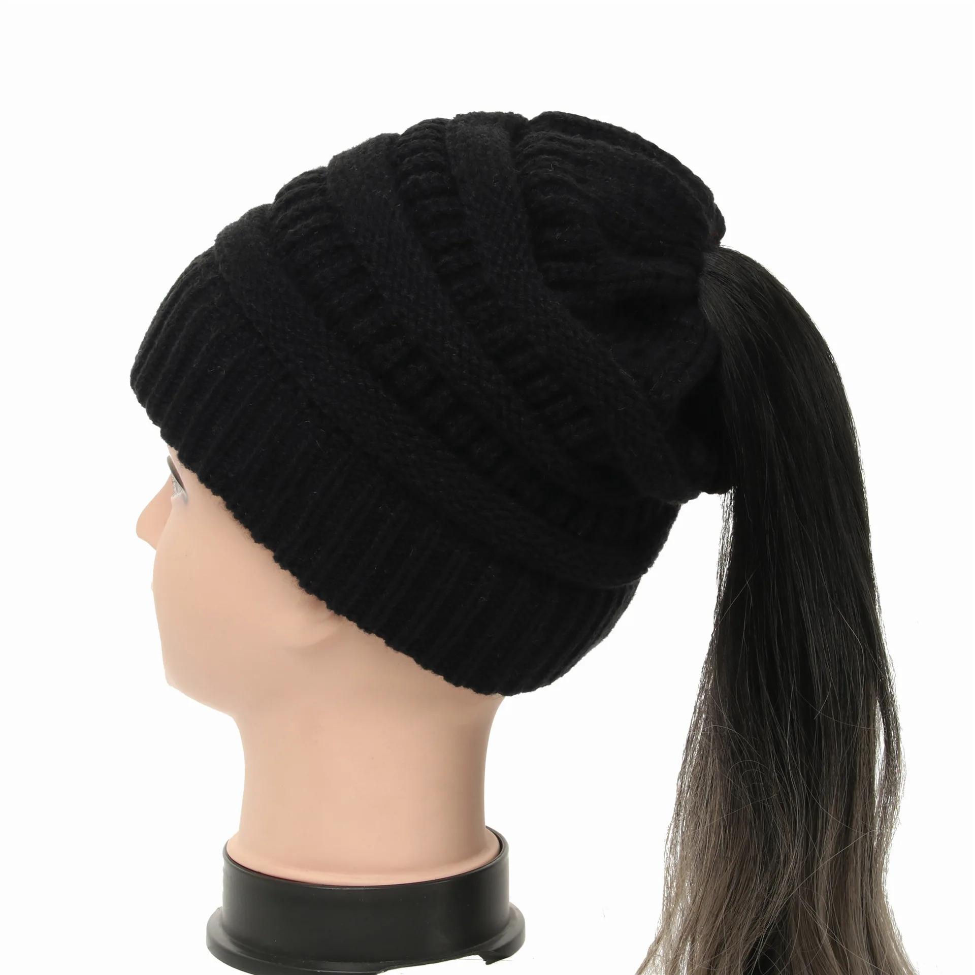

Women s New Autumn/Winter Ponytail Beanie - Solid Color Stretch Knitted Crochet Hat Warm Lady Beanies Cap for Cold Weather 56cm чорний