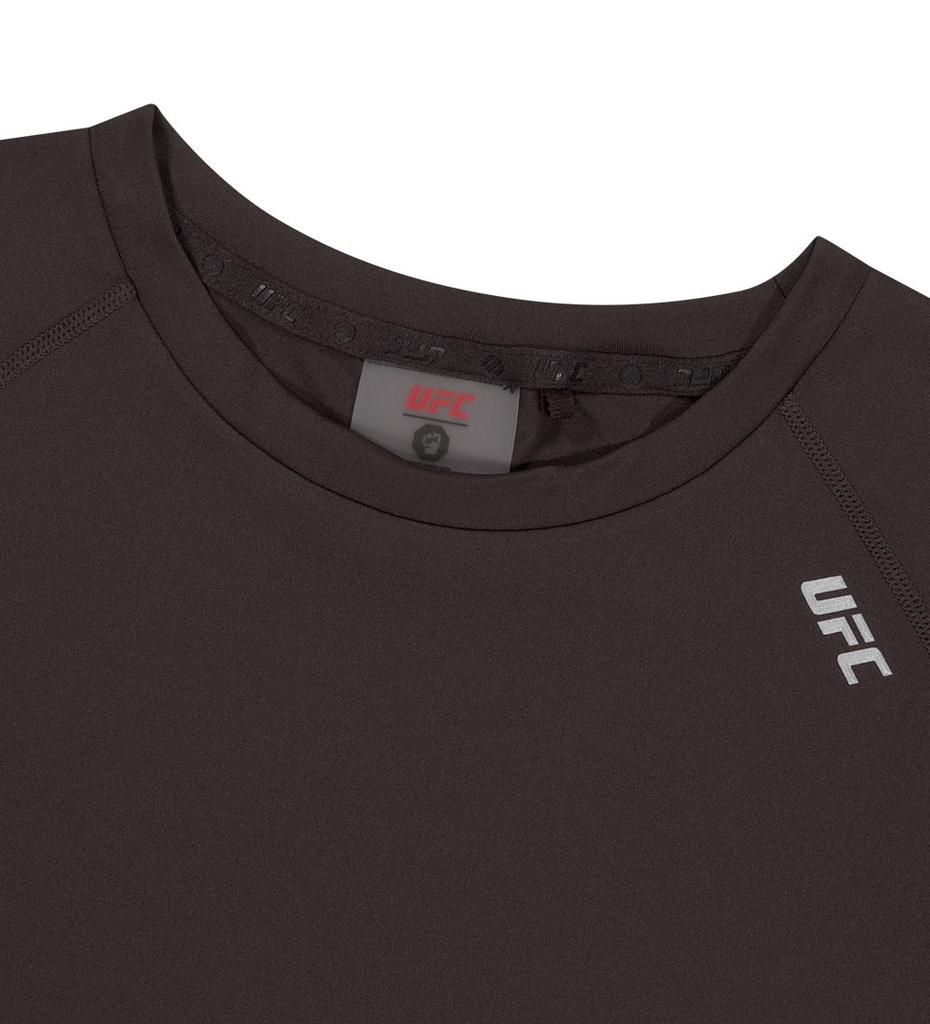 UFC SPORT Ufc Groove Slim Crop Fit Short Sleeve T-Shirt Dark Brown U4Ssv3209Dw