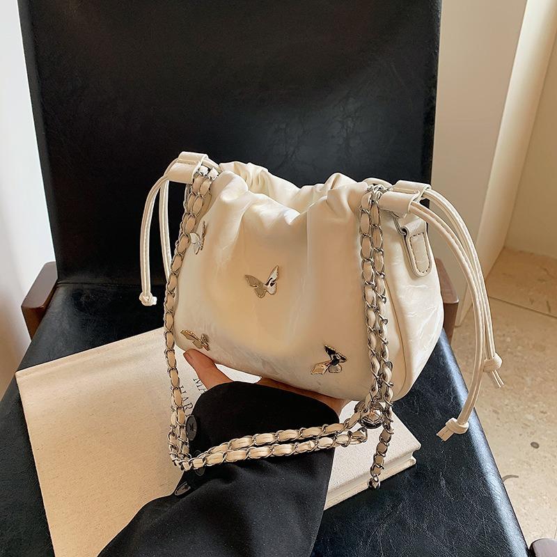 

Bags Women s bags Bucket bags Summer popular niche design bags Fashion chain bags Oblique span bags Women s bags белый