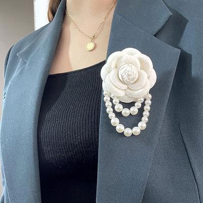 1PC Fabric Corsage Pearl Tassel Camellia Flower Vintage Brooch Pin Jewelry Gift Women's