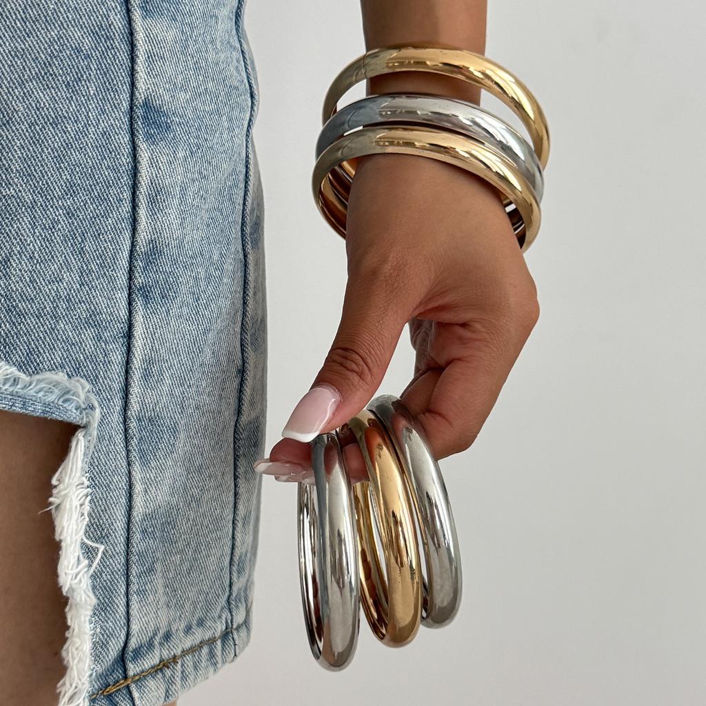 Punk Style Metal Texture Glossy Bracelet Bracelet Fashion Mixed Color Geometric Round Bracelet