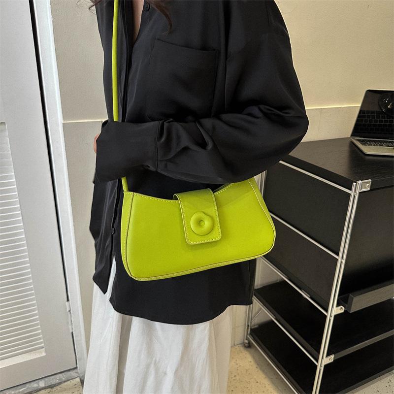 Fashion Small Bag 2025 Summer New Popular Casual Shoulder Bag Simple Solid Color Underarm Bag Casual Small Square Bag