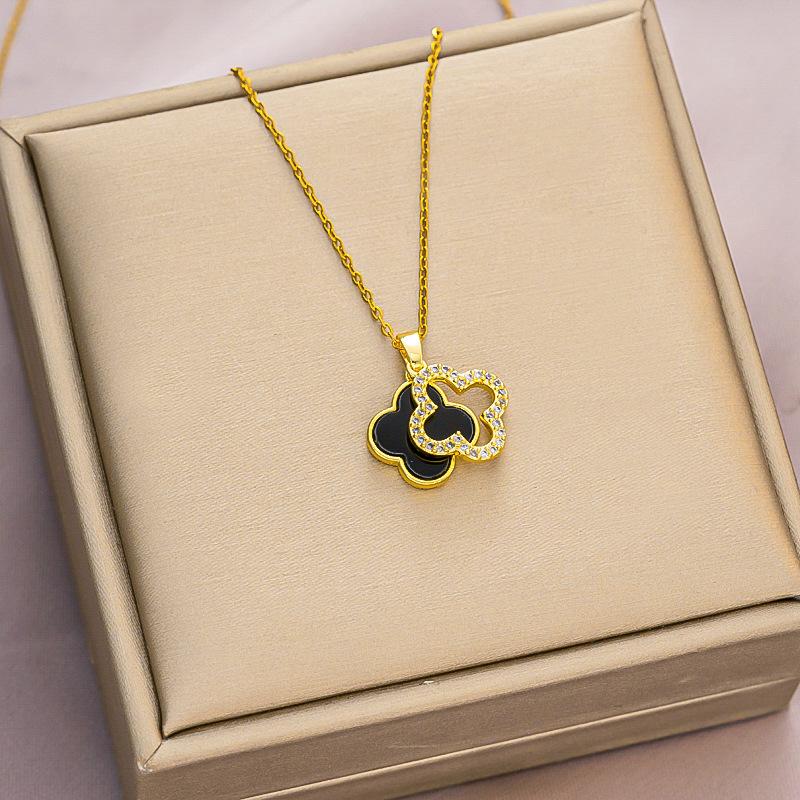 Four Leaf Clover Titanium Steel Necklace Fashionable, Simple and Versatile Collarbone Chain