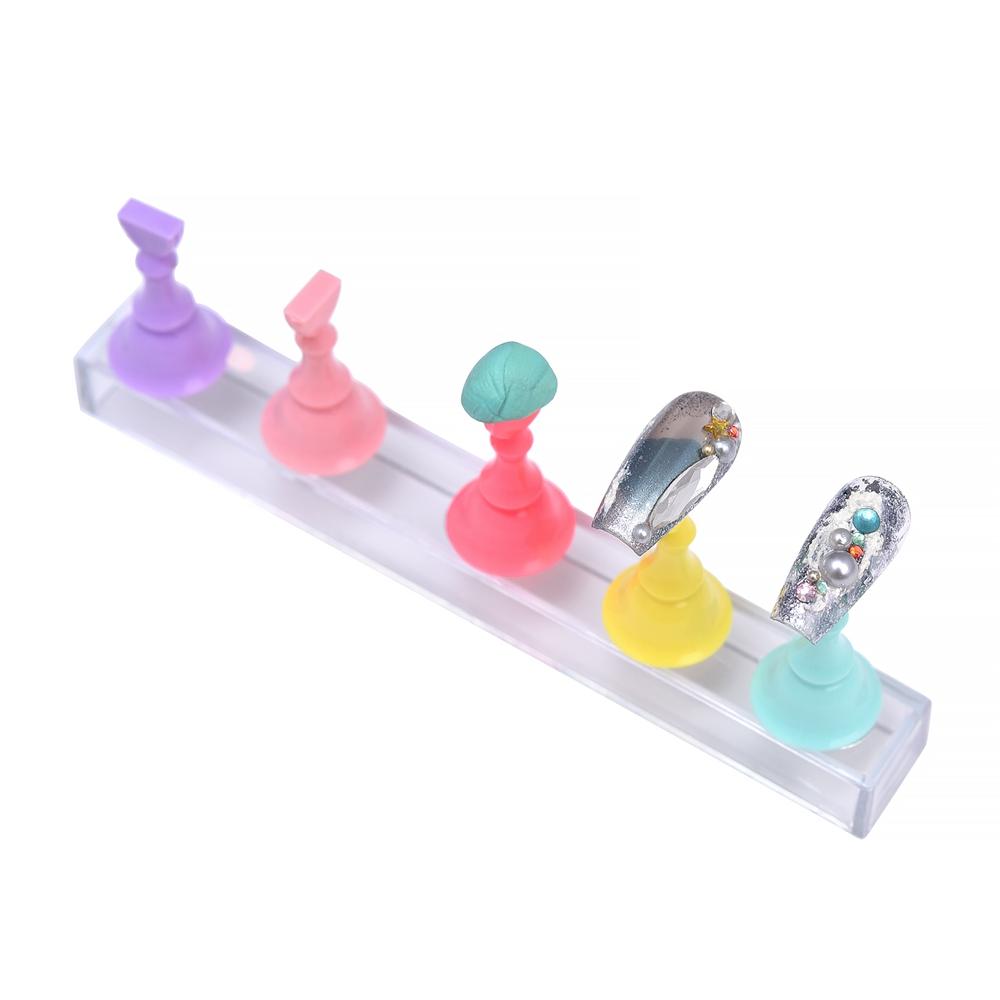 5 Stück/Packung Schach Magnetischer Nagelhalter Set Gel Lack Präsentationsständer Werkzeuge Falschnagelspitze Übungs-Präsentationsständer Nagelkunst-Übung