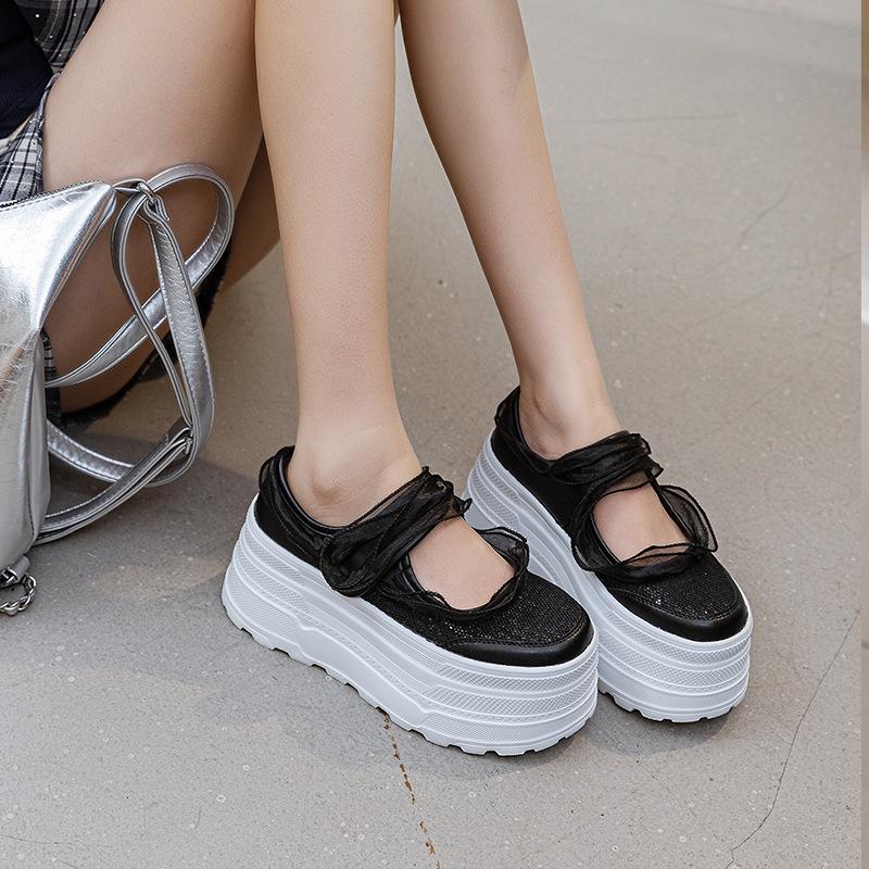 

Sandals women 2025 summer new Internet celebrity explosion flower edge thick-soled muffin shoes hollow breathable mesh casual shoes 39 чёрный