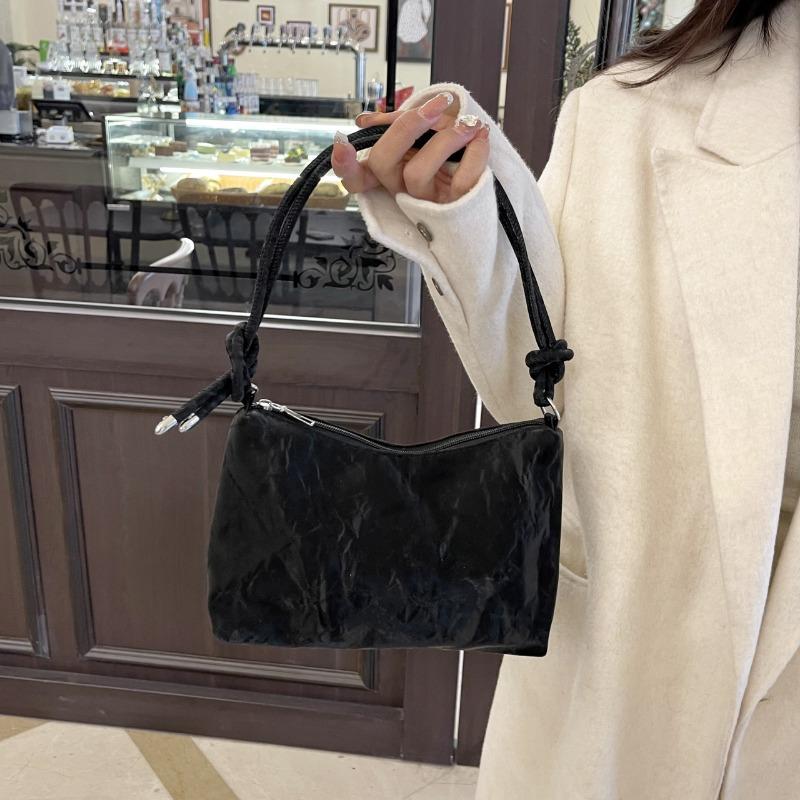 spring warm-up niche high-end messenger bag versatile shoulder messenger bag women's armpit bag