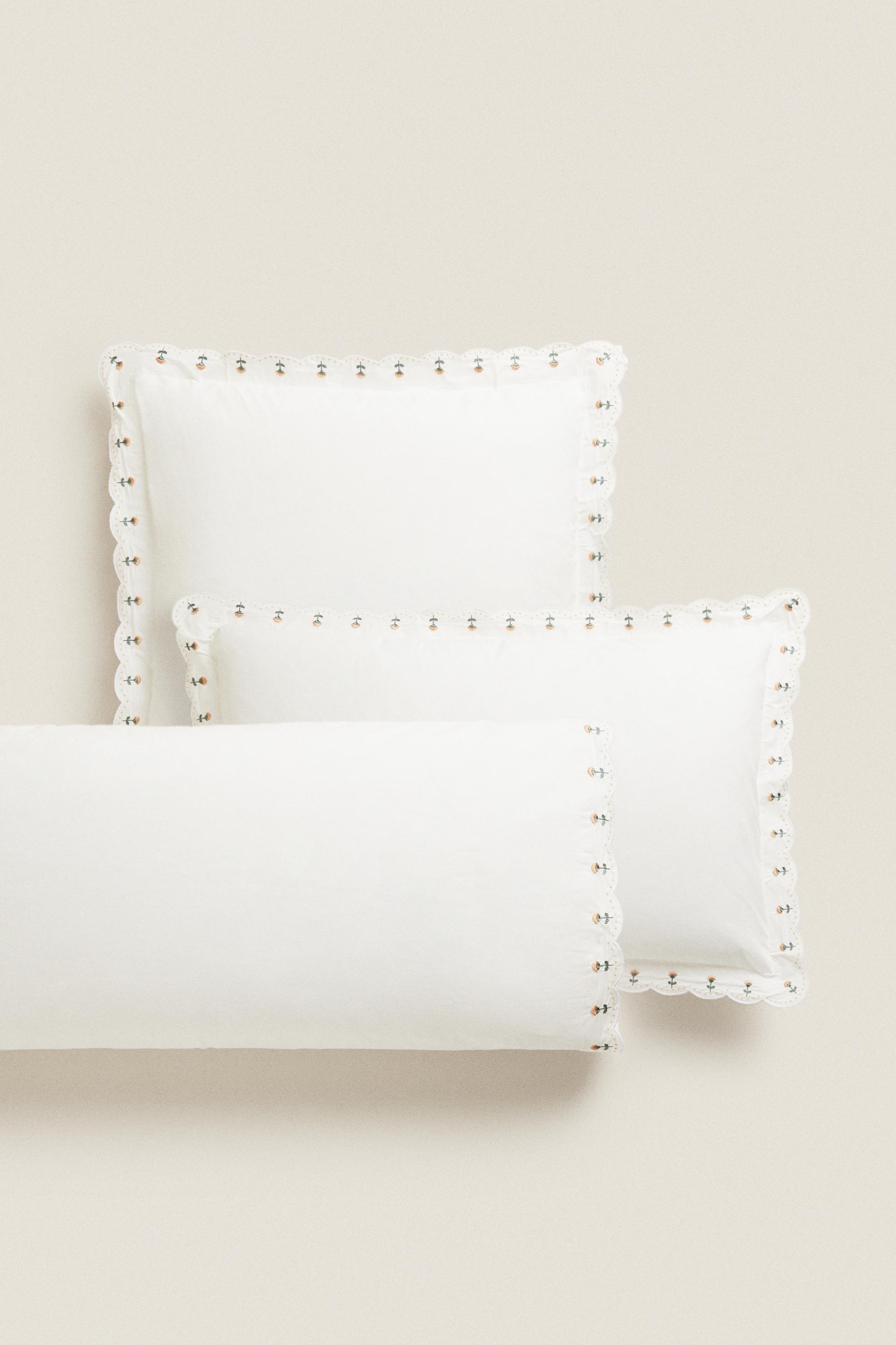 

НАВУШКА С ЦВЕТОЧНОЙ ВЫШИВКОЙ